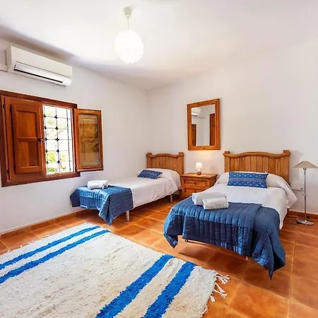 Fluixa, Con Piscina Y Jardin. * Santa Eularia des Riu
